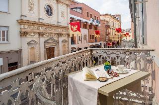 Phi Hotel Palio