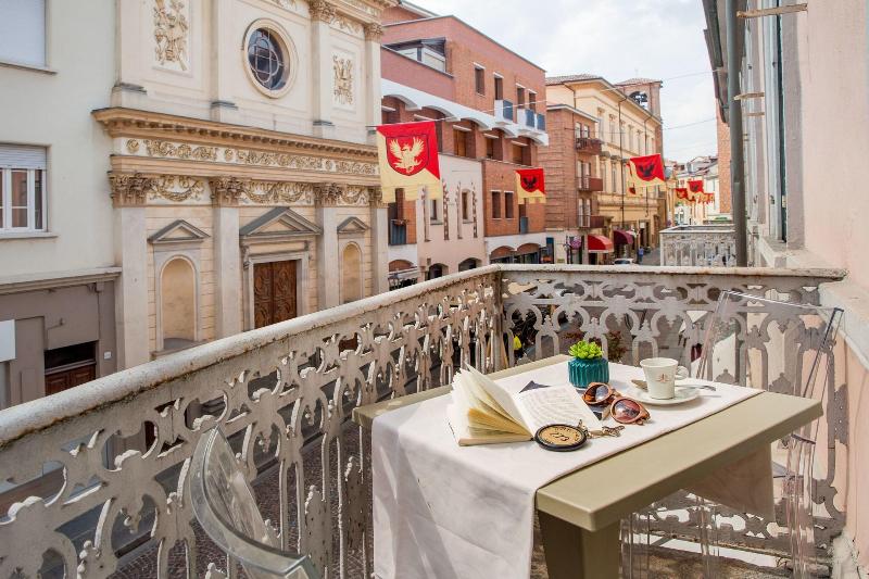 Phi Hotel Palio - Genel