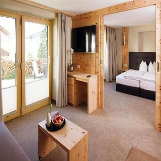 Hotel Tirol otel fotoğrafı