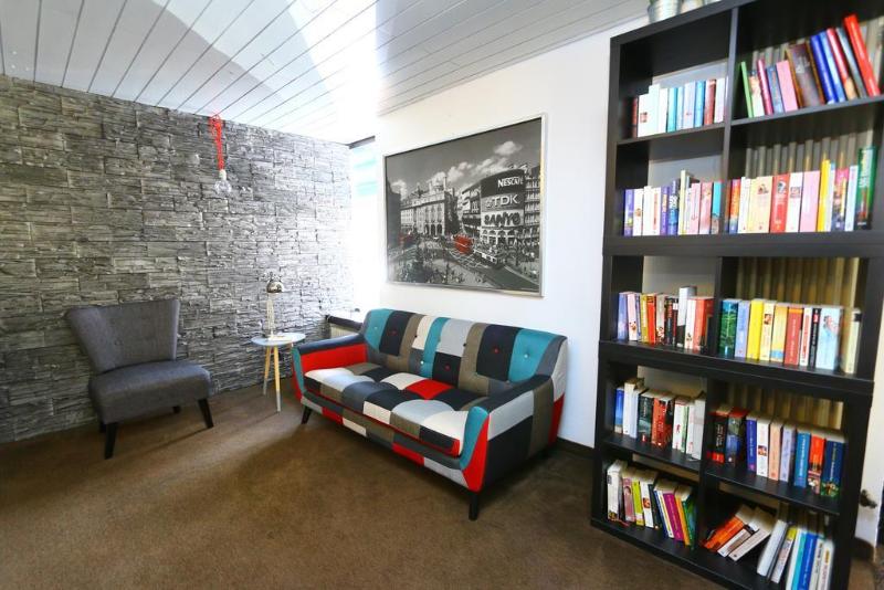 City Hotel Fellbach - Genel