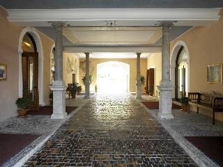 Grand Hotel Entourage - Palazzo Strassoldo