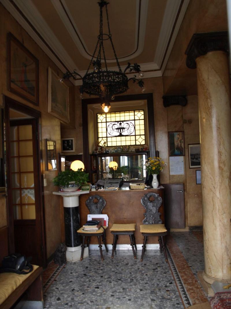 Hotel Olivedo - Lobi