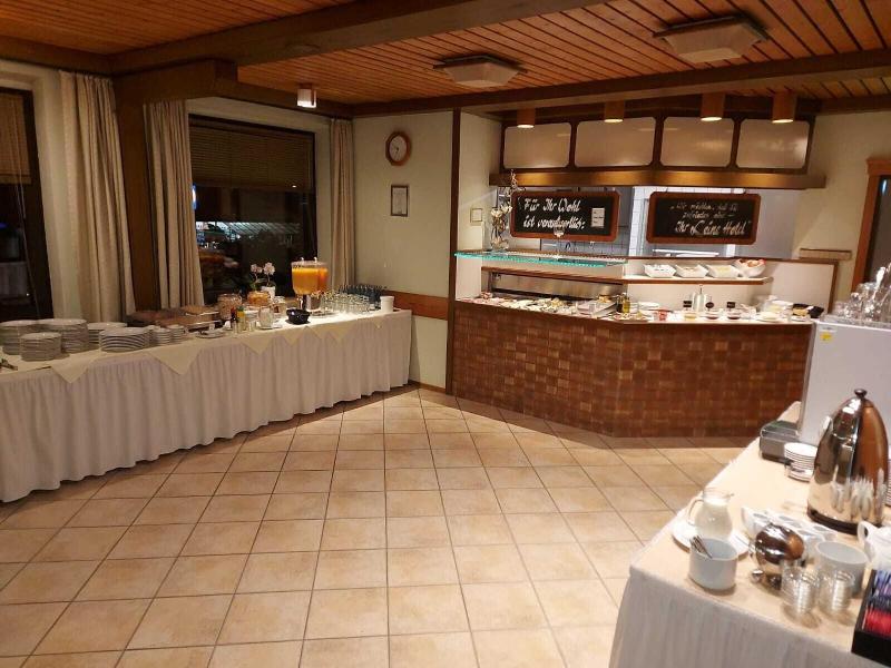 Leine Hotel - Restoran