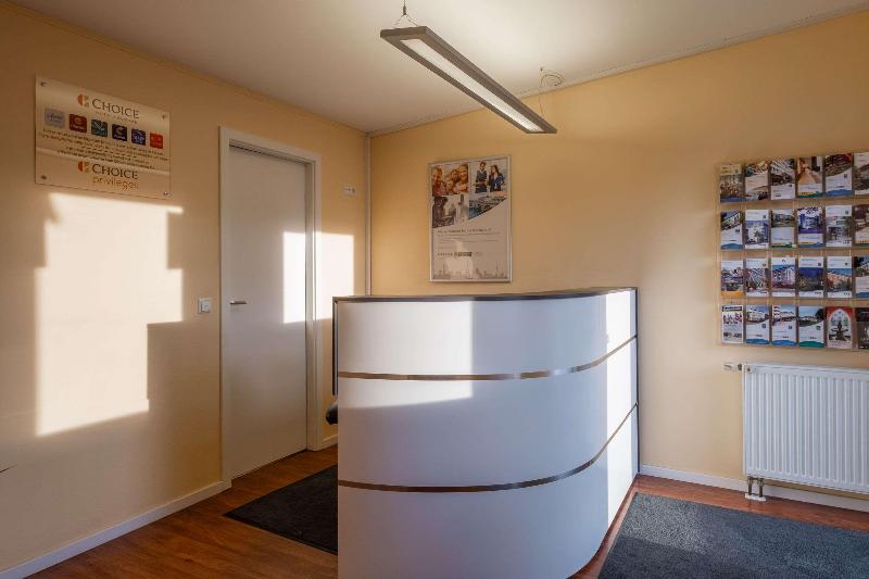 Comfort Hotel Luneburg - Lobi