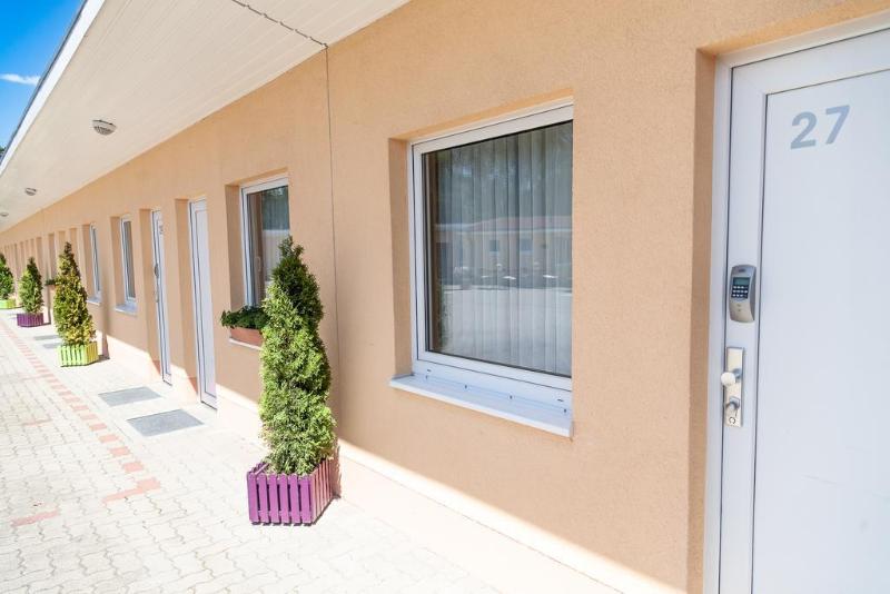 Comfort Hotel Luneburg - Genel