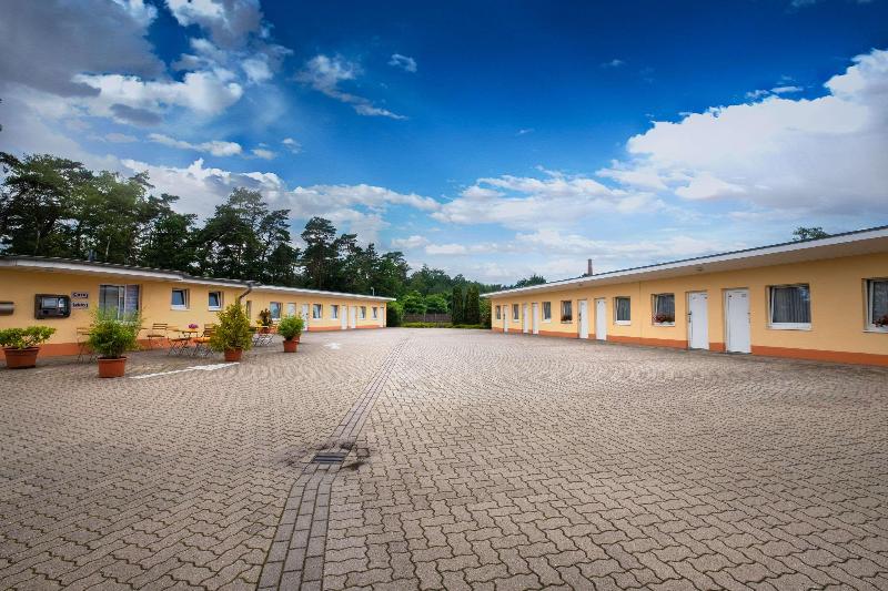 Comfort Hotel Luneburg - Genel