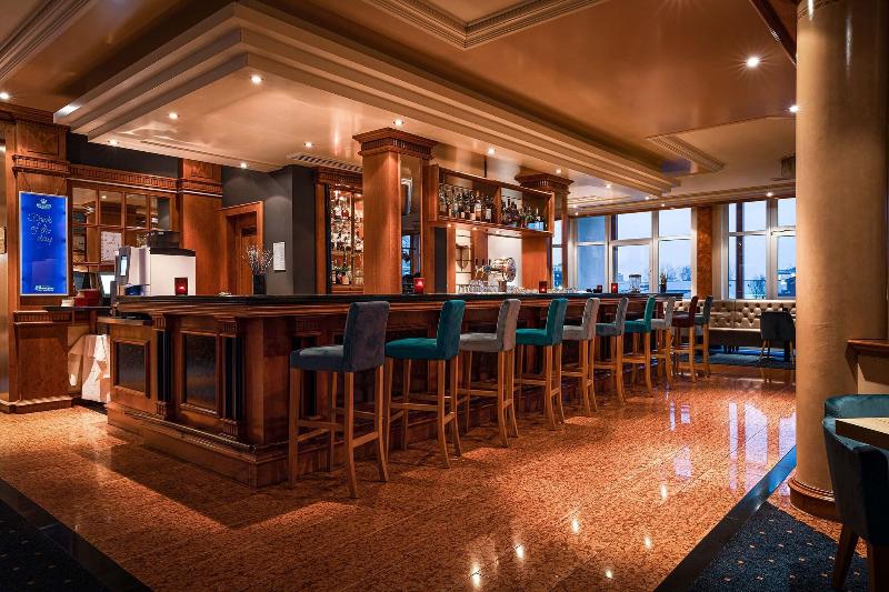 The Monarch Hotel Bad Gogging - Bar
