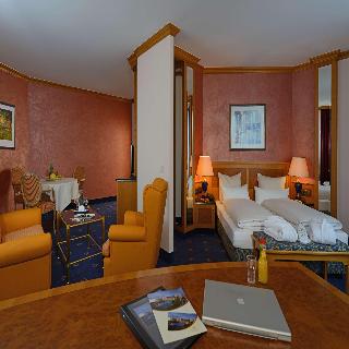 The Monarch Hotel Bad Gogging fotoÄŸrafÄ±