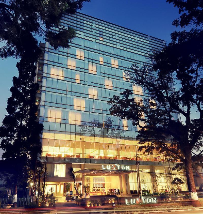 The Luxton Hotel Bandung - Genel