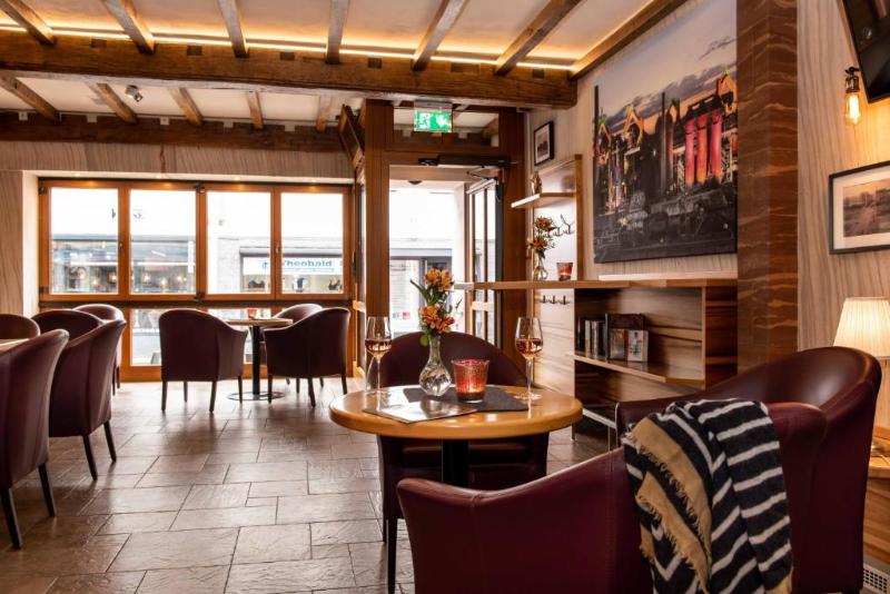 UNO Hotel Posthof Saarlouis - Lobi