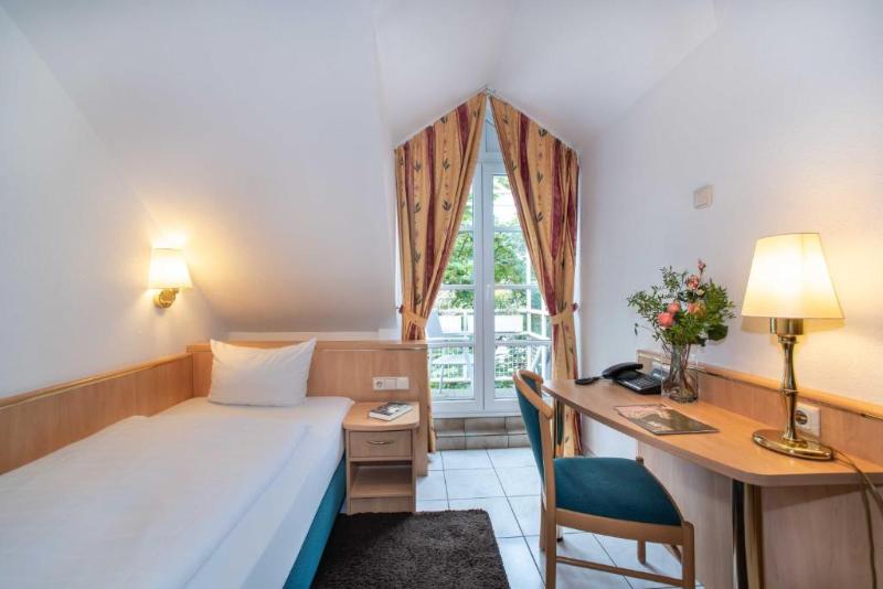 UNO Hotel Posthof Saarlouis - Oda