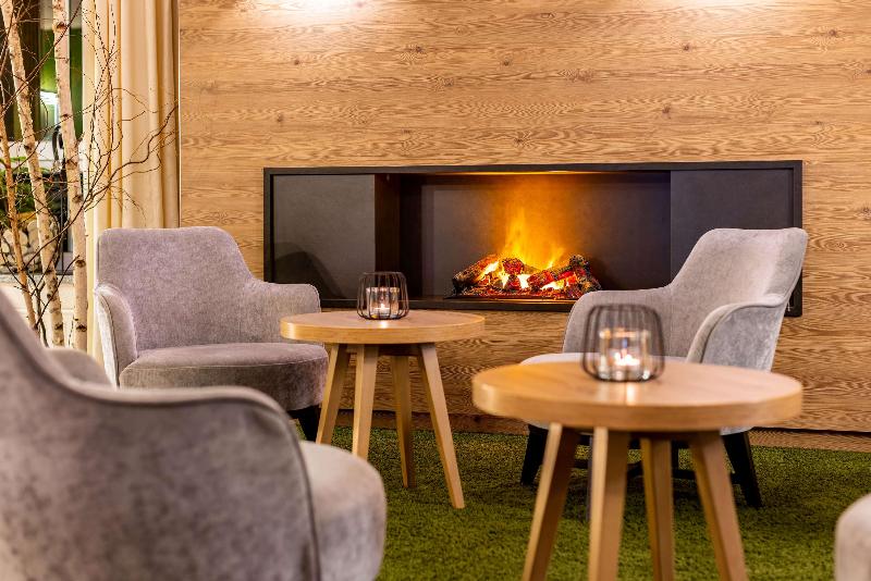 Best Western Plus Parkhotel Maximilian Ottobeuren - Lobi