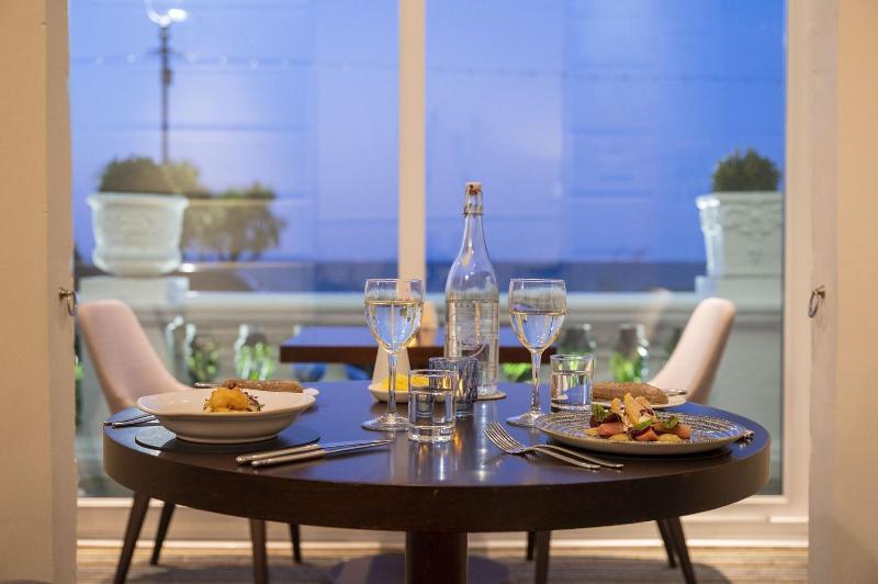 St George's Hotel - Restoran