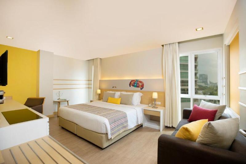 Pattaya Sea View Hotel - Oda