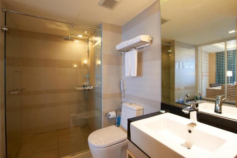 Pattaya Sea View Hotel - Oda