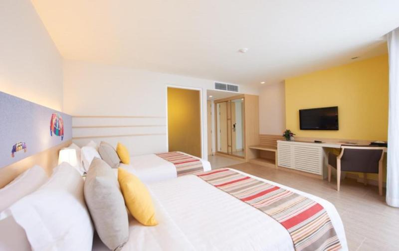 Pattaya Sea View Hotel - Oda