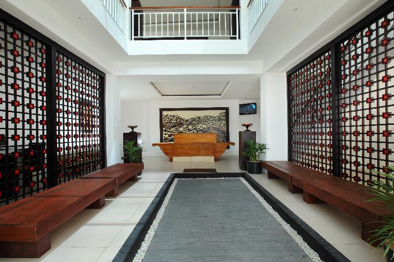 Ozz Hotel Kuta - Lobi