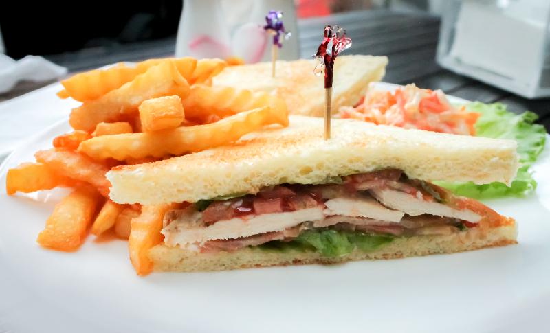 Ozz Hotel Kuta - Restoran