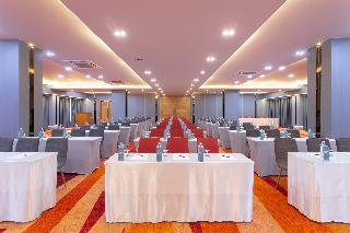 Khumphucome Hotel & Convention Hall Chiang Mai fotoÄŸrafÄ±