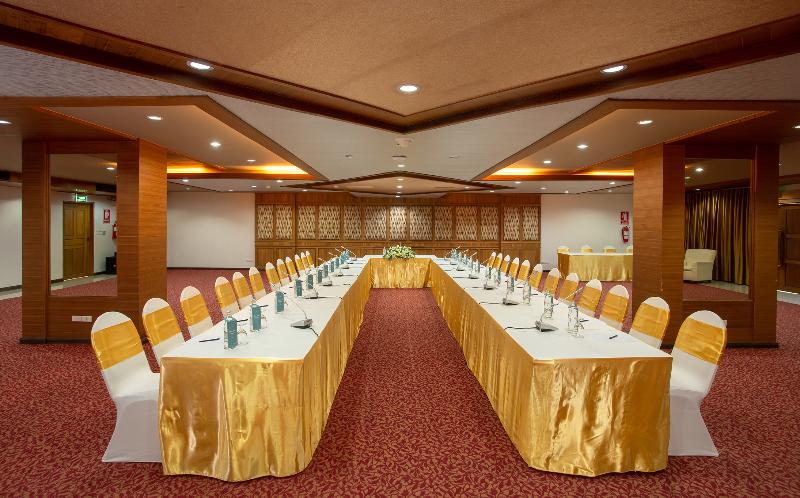 Khumphucome Hotel & Convention Hall Chiang Mai - Toplantı