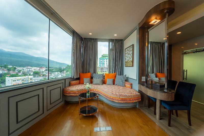 Khumphucome Hotel & Convention Hall Chiang Mai - Genel