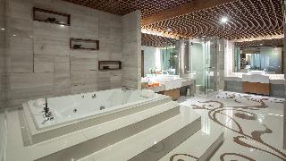 Khumphucome Hotel & Convention Hall Chiang Mai fotoÄŸrafÄ±
