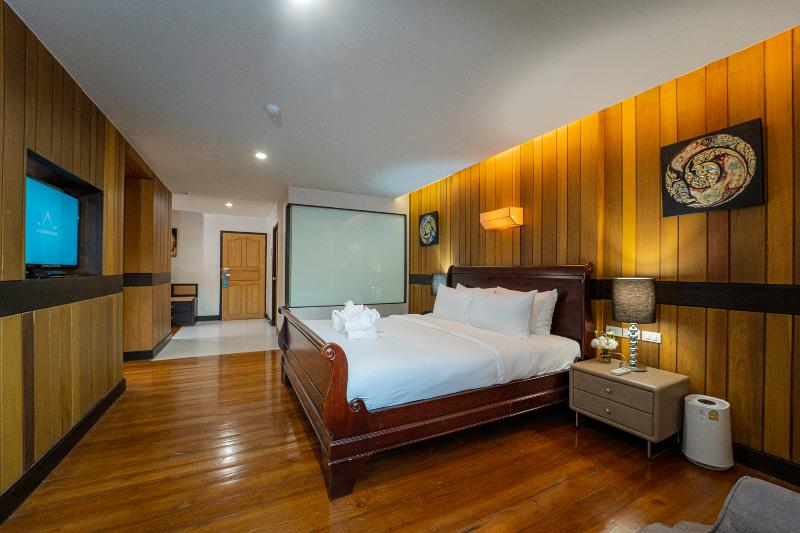 Khumphucome Hotel & Convention Hall Chiang Mai - Oda
