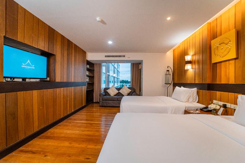 Khumphucome Hotel & Convention Hall Chiang Mai - Oda