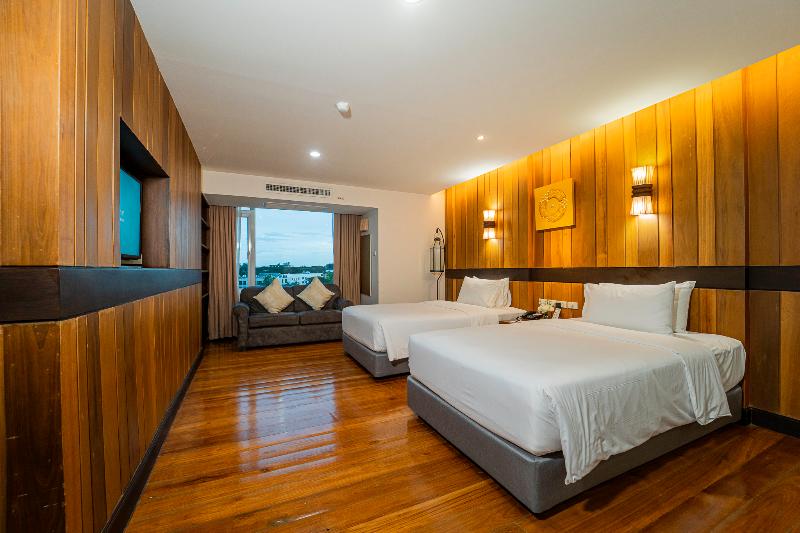 Khumphucome Hotel & Convention Hall Chiang Mai - Oda