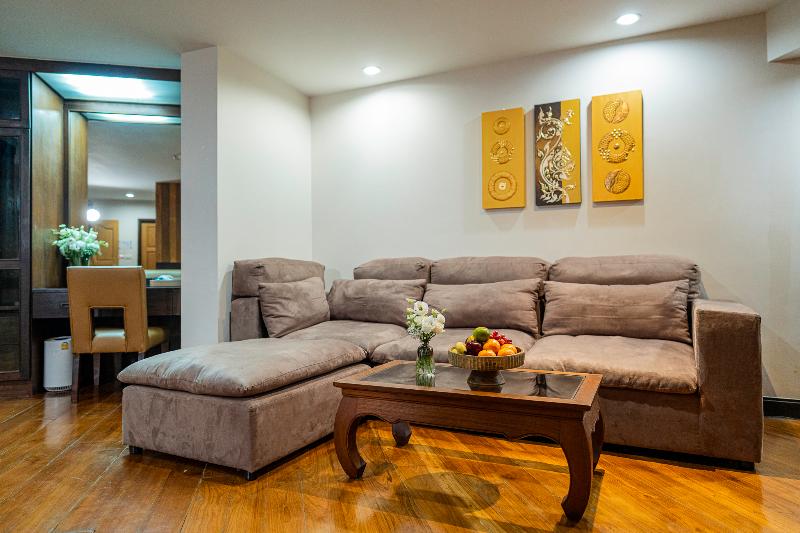 Khumphucome Hotel & Convention Hall Chiang Mai - Oda
