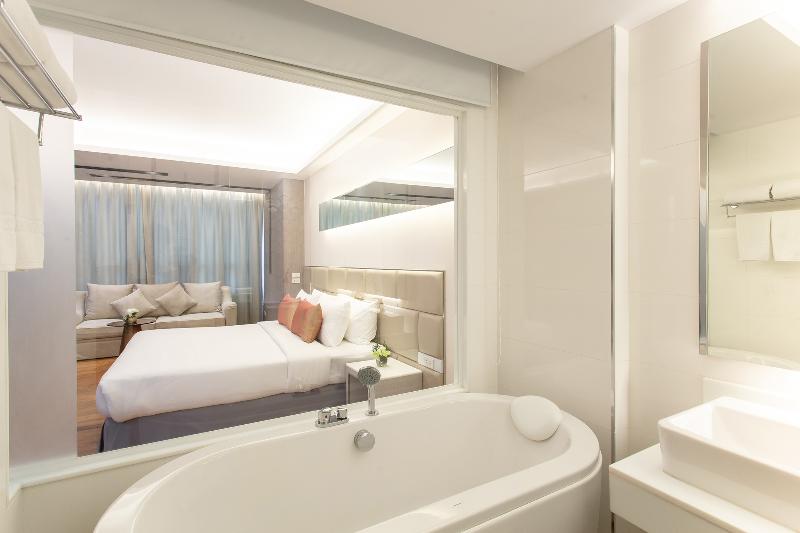 Khumphucome Hotel & Convention Hall Chiang Mai - Oda