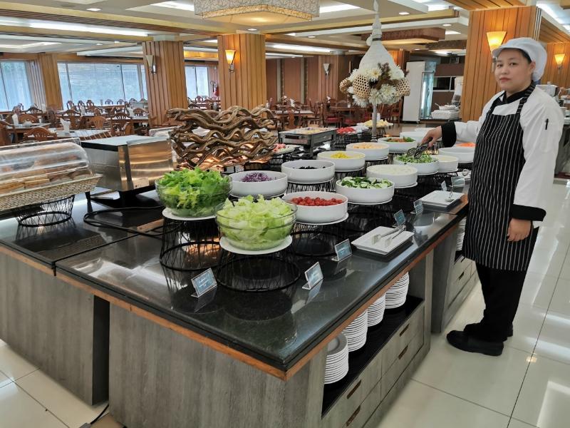 Khumphucome Hotel & Convention Hall Chiang Mai - Restoran