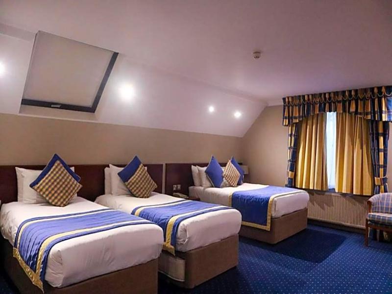 George Hotel - Genel