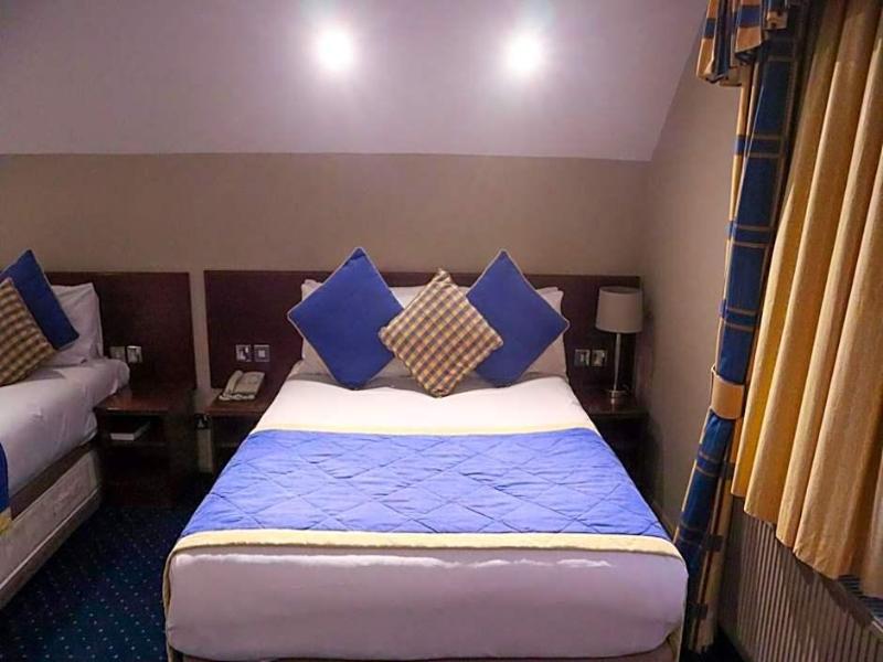 George Hotel - Oda