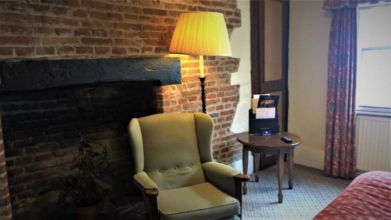 George Hotel - Oda