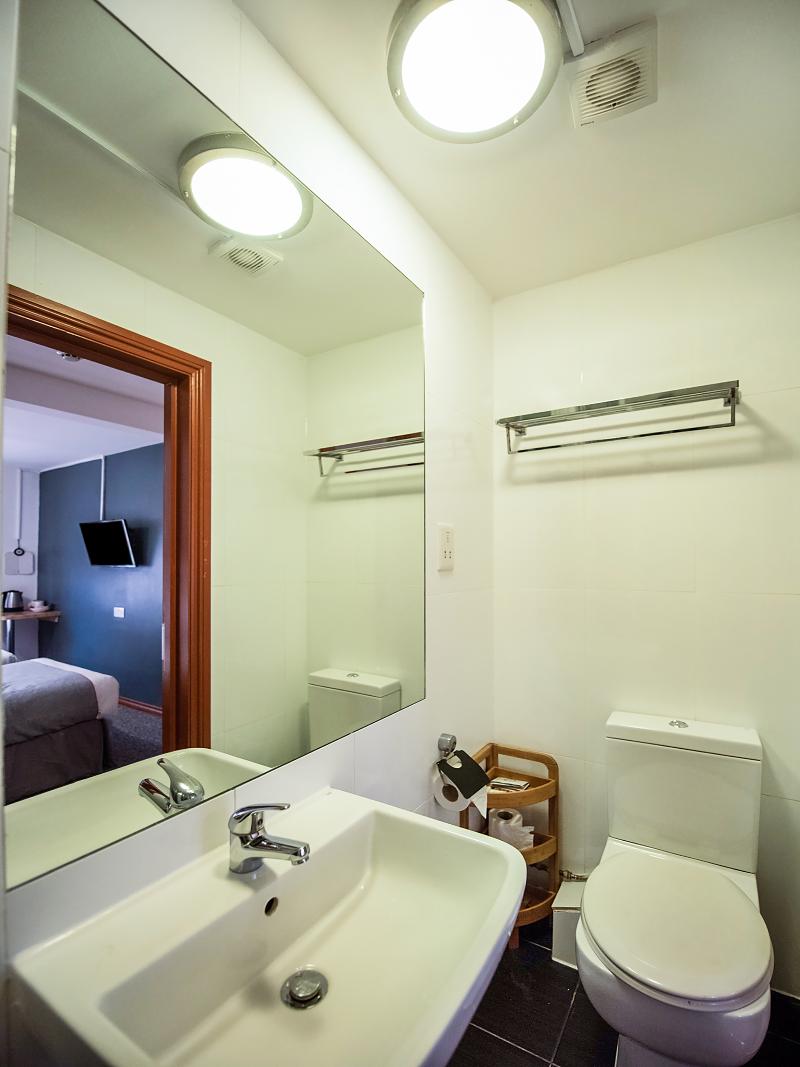 Arinza Hotel, London Ilford - Oda