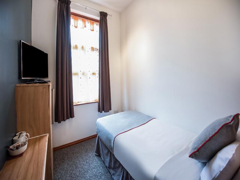 Arinza Hotel, London Ilford - Oda