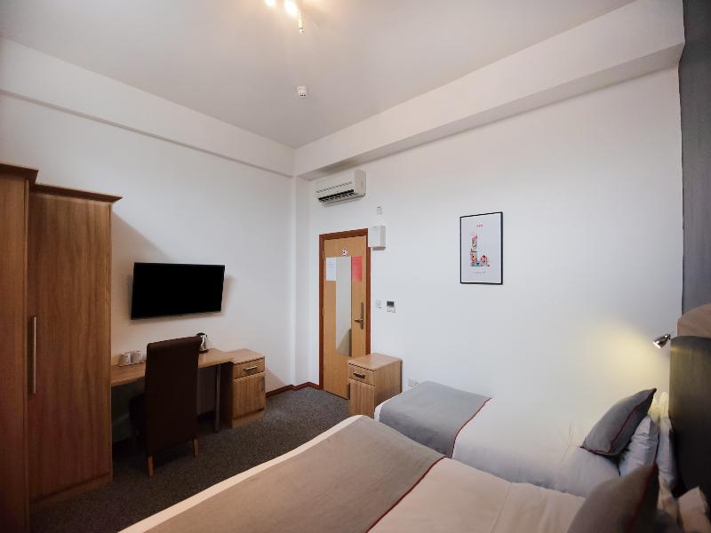 Arinza Hotel, London Ilford - Oda