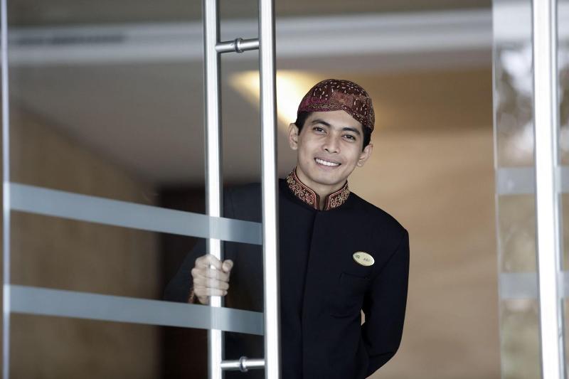 Surya Yudha Hotel Purwokerto - Lobi
