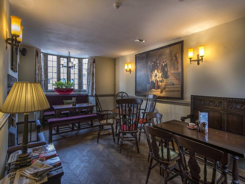 The Talbot Hotel - Lobi