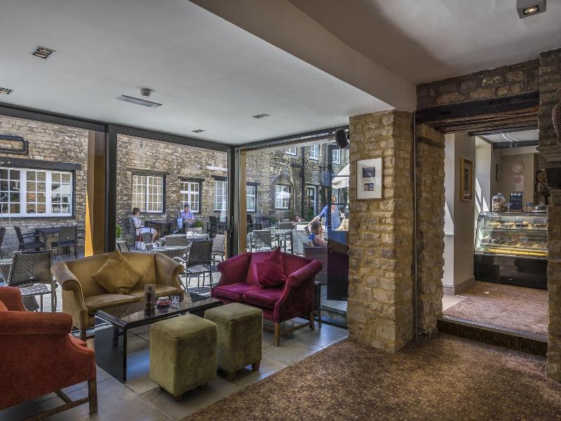 The Talbot Hotel - Lobi