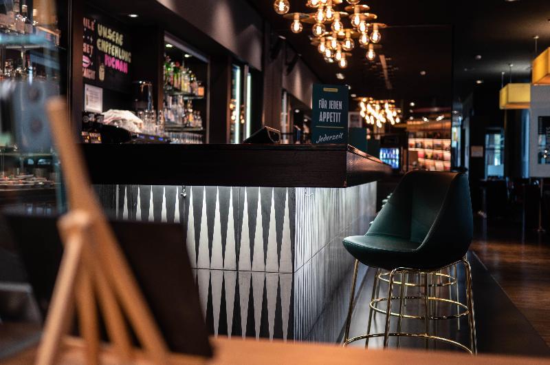 Holiday Inn Zurich Messe - Bar