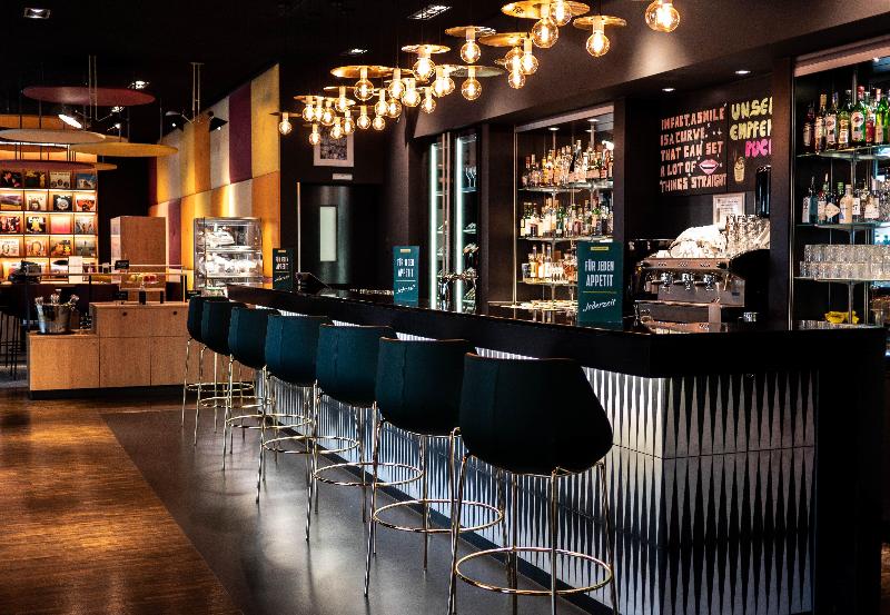 Holiday Inn Zurich Messe - Bar