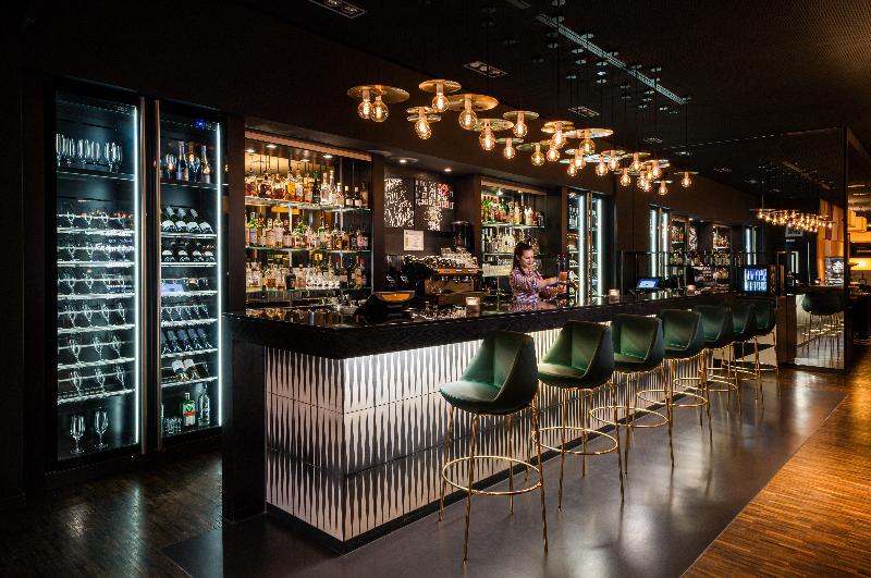 Holiday Inn Zurich Messe - Bar