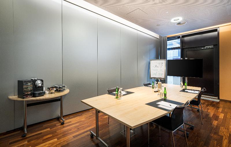 Holiday Inn Zurich Messe - Toplantı