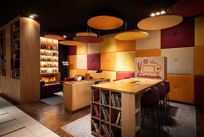 Holiday Inn Zurich Messe - Genel