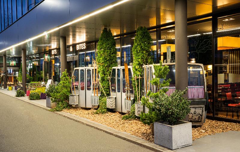 Holiday Inn Zurich Messe - Genel