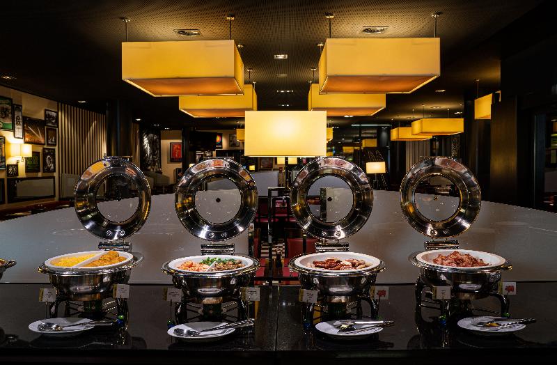 Holiday Inn Zurich Messe - Restoran