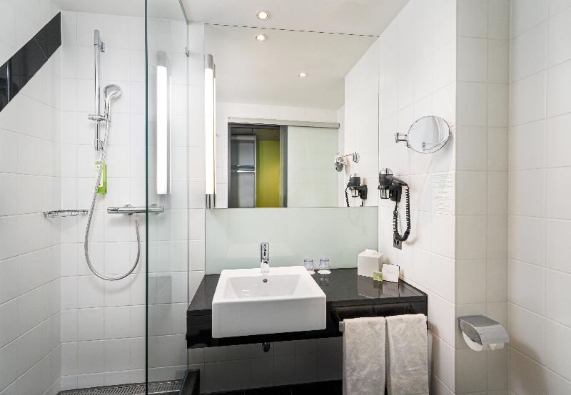 Holiday Inn Bern Westside - Oda