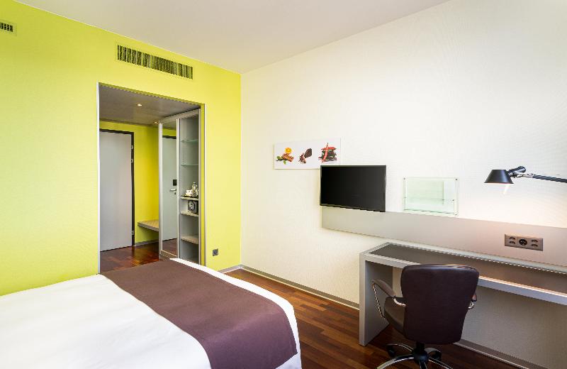 Holiday Inn Bern Westside - Oda